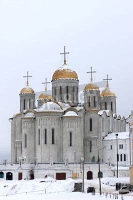  A Igreja da Dormição de Vladimir! Uma Jornada Através dos Frescos Bizantinos da Rússia Medieval